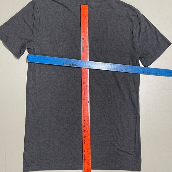 PUMA Long Sleeve Logo Graphic Tee Boys Size XL 18-20 Teen Black Shirt - Picture 4 of 4